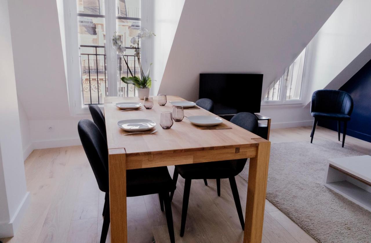 Luxury Apartment Elysees Париж Экстерьер фото